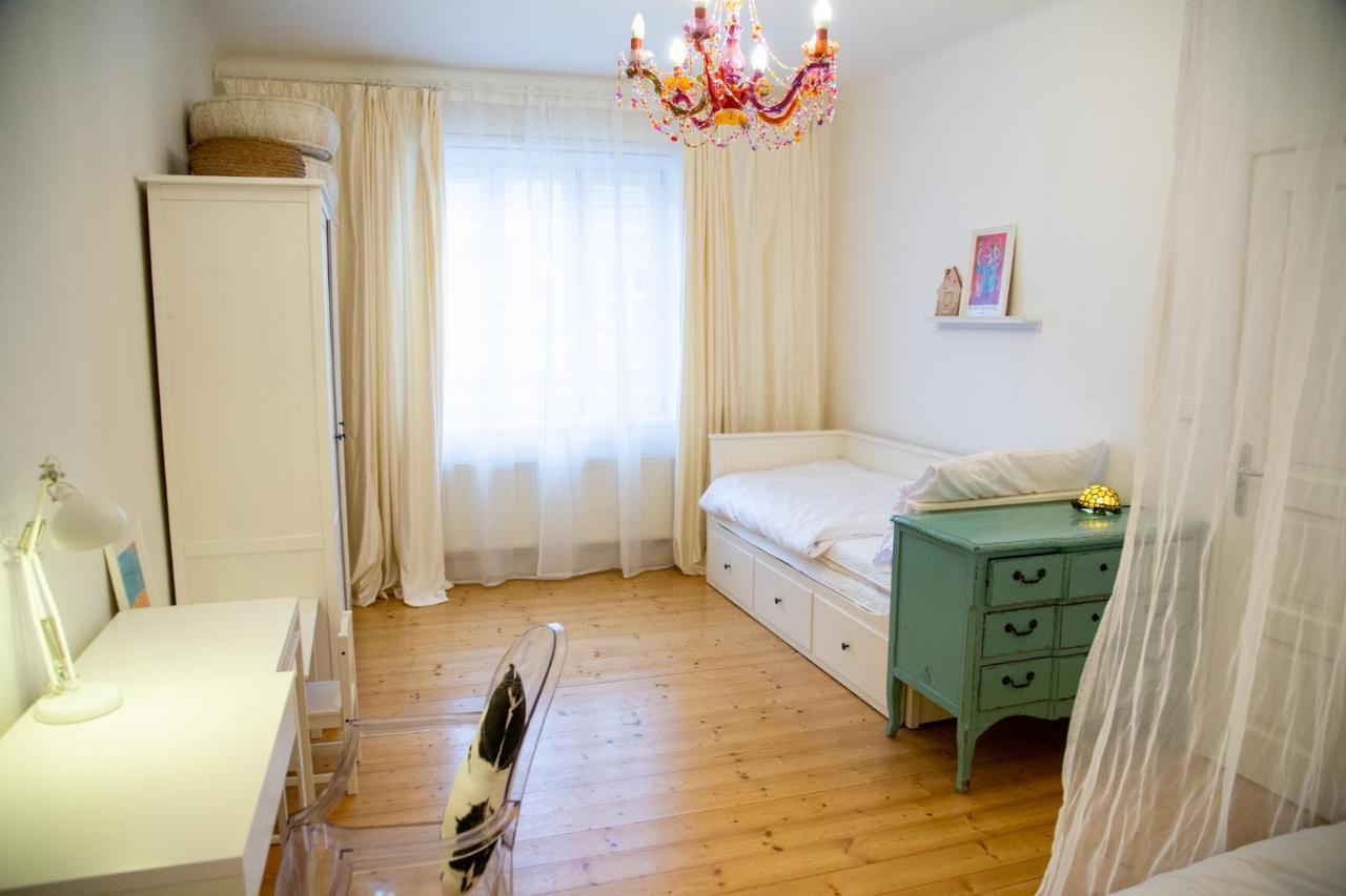 Velky 3-Izbovy Apartman Bratislava-Stare Mesto Luaran gambar