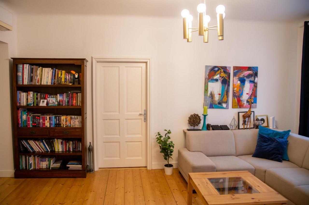 Velky 3-Izbovy Apartman Bratislava-Stare Mesto Luaran gambar