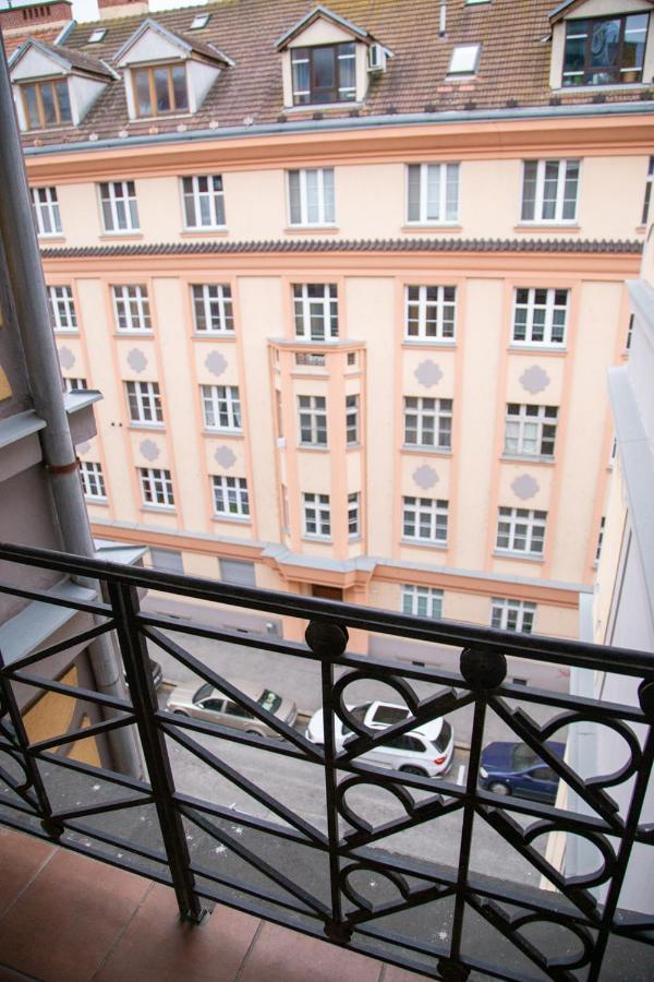 Velky 3-Izbovy Apartman Bratislava-Stare Mesto Luaran gambar