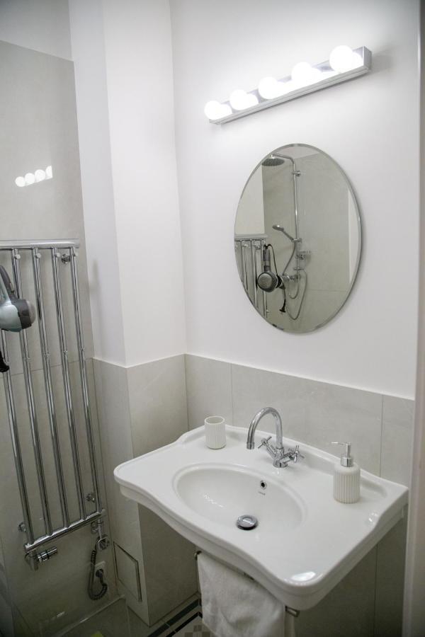 Velky 3-Izbovy Apartman Bratislava-Stare Mesto Luaran gambar