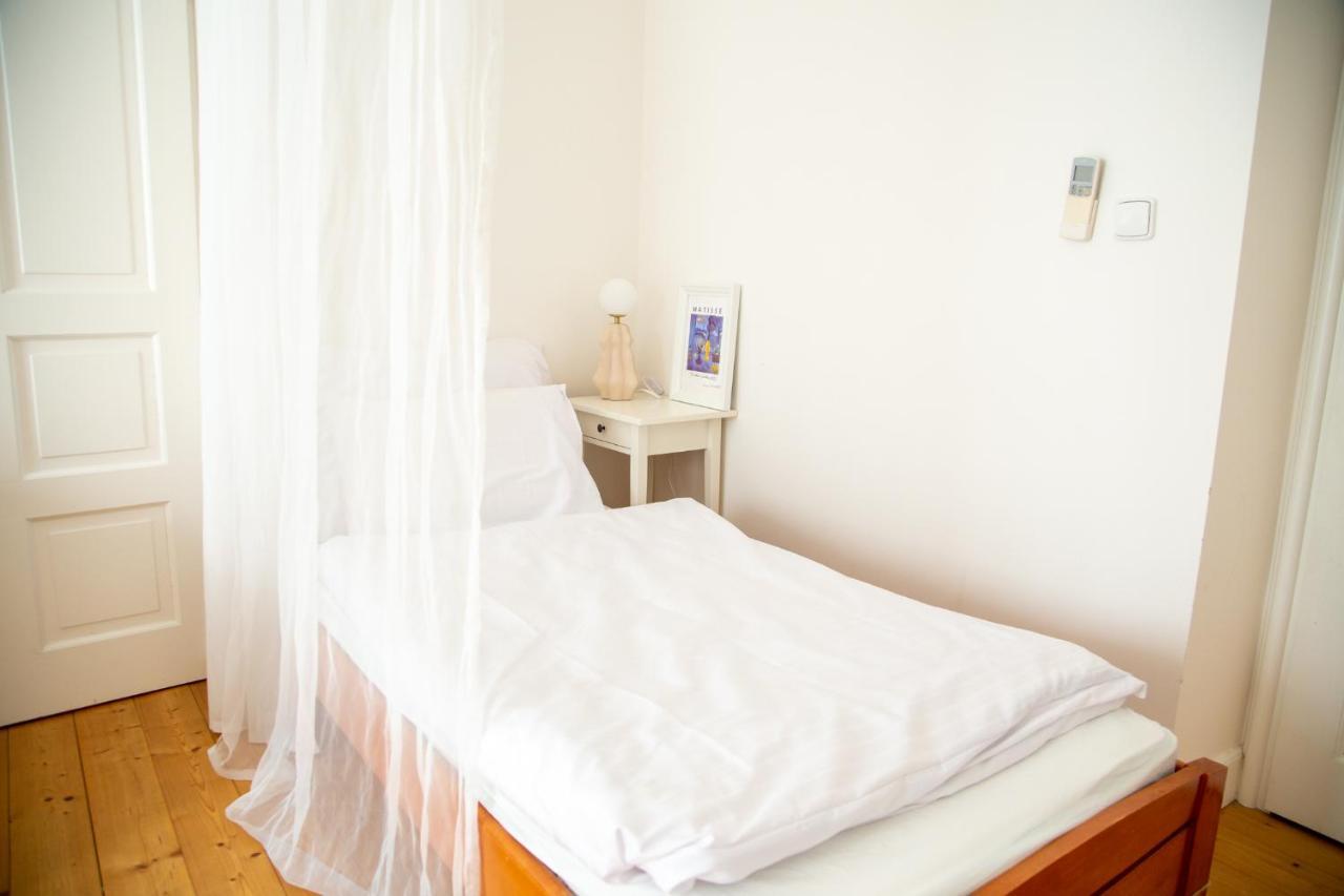 Velky 3-Izbovy Apartman Bratislava-Stare Mesto Luaran gambar